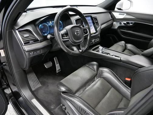 2016 Volvo XC90 Hybrid T8 R-Design
