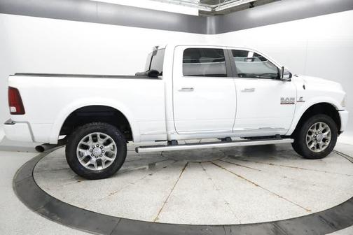 Bright White Clearcoat 2018 RAM 3500 Limited Crew Cab 4x4 6'4' Box