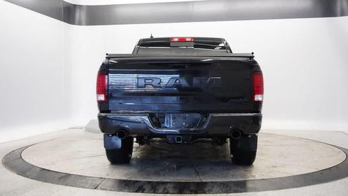 2018 RAM 1500 Night Crew Cab 4x4 5'7' Box