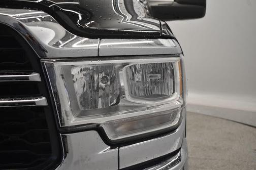 2024 RAM 2500 Tradesman Crew Cab 4x4 6'4' Box