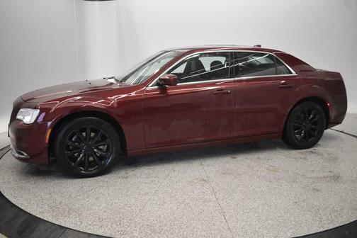 2017 Chrysler 300 Limited