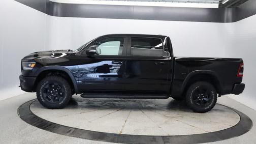Diamond Black Crystal Pearlcoat 2022 RAM 1500 Rebel