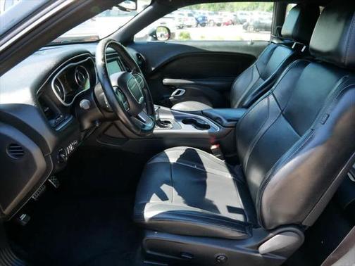 2015 Dodge Challenger SXT Plus