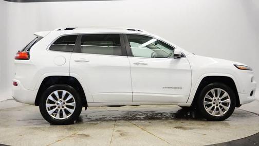 Bright White 2016 Jeep Cherokee Overland