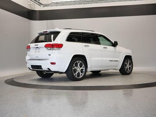 2019 Jeep Grand Cherokee Overland