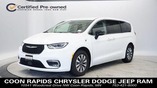 2024 Chrysler Pacifica Hybrid Select