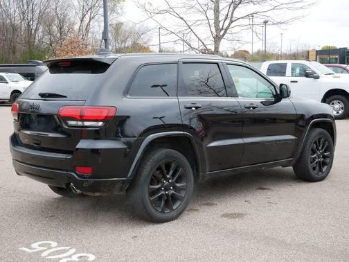 2019 Jeep Grand Cherokee Altitude