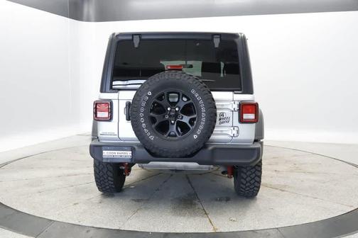 Silver Zynith Clearcoat 2023 Jeep Wrangler Willys