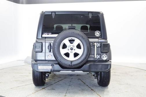 Granite Crystal Metallic Clearcoat 2022 Jeep Wrangler Unlimited Sport