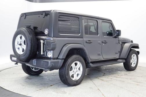 Granite Crystal Metallic Clearcoat 2022 Jeep Wrangler Unlimited Sport