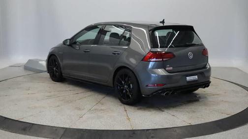 2019 Volkswagen Golf R 2.0T DSG