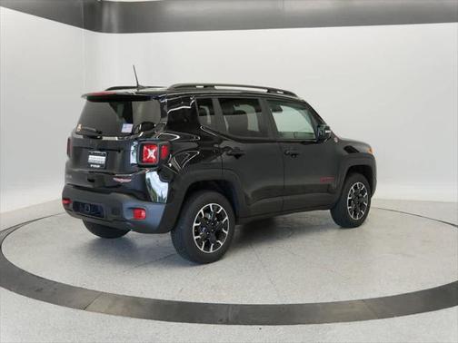 2023 Jeep Renegade Trailhawk