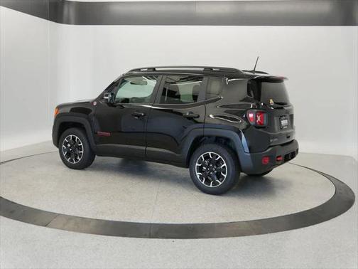 2023 Jeep Renegade Trailhawk