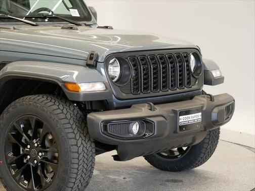 2025 Jeep Gladiator Nighthawk