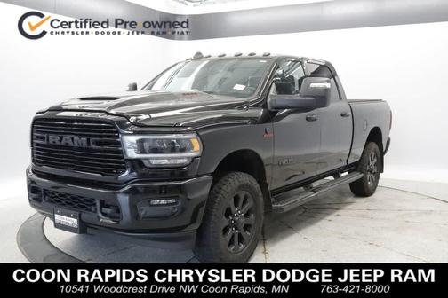 Diamond Black Crystal Pearlcoat 2024 RAM 3500 Laramie Crew Cab 4x4 6'4' Box