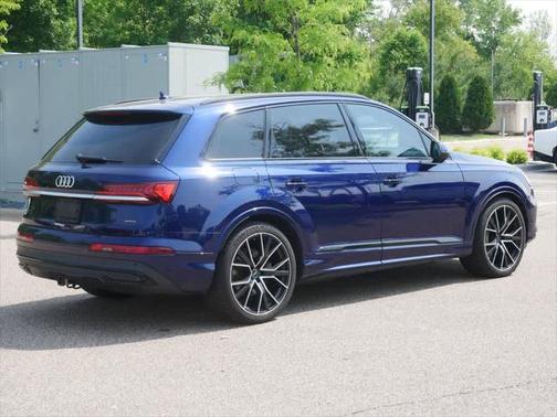 2021 Audi Q7 55 Prestige