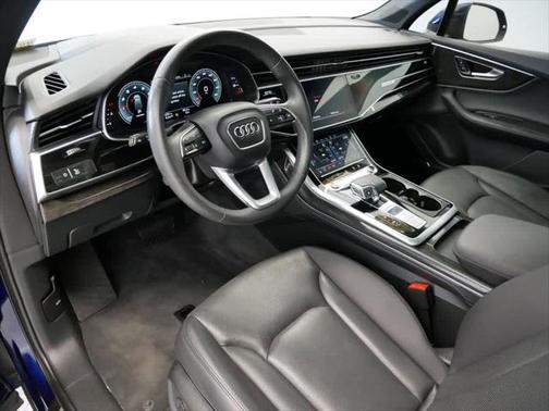 2021 Audi Q7 55 Prestige