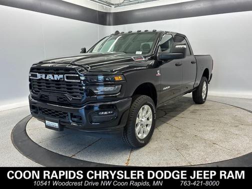 Diamond Black Crystal Pearlcoat 2026 RAM 3500 Big Horn