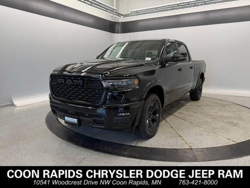 Diamond Black Crystal Pearlcoat 2026 RAM 1500 Big Horn/Lone Star