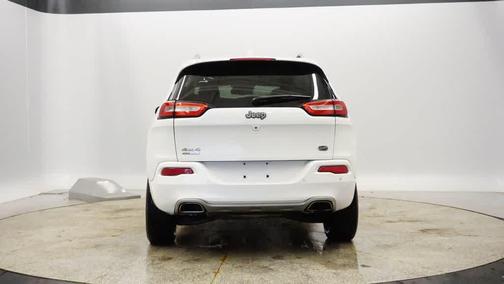 2016 Jeep Cherokee Overland