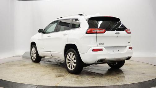 2016 Jeep Cherokee Overland