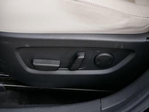 2020 Mazda CX-30 Premium Package