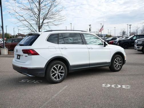 2020 Volkswagen Tiguan 2.0T SE 4MOTION