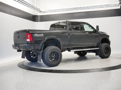 2017 RAM 2500 Lone Star Crew Cab 4x4 6'4' Box