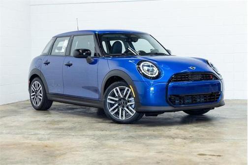 2025 MINI Hardtop Signature Plus