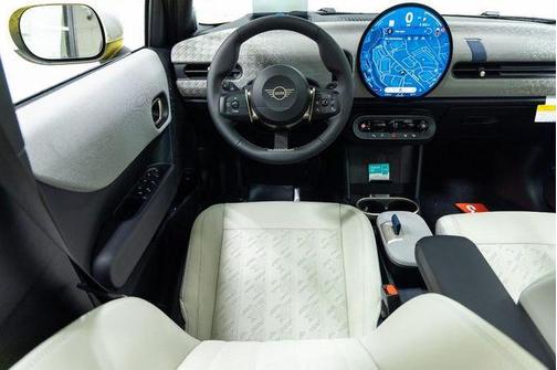 2026 MINI Hardtop Iconic