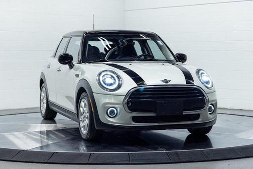 2021 MINI Hardtop Signature