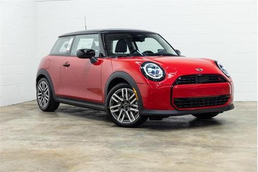 2025 MINI Hardtop Signature Plus