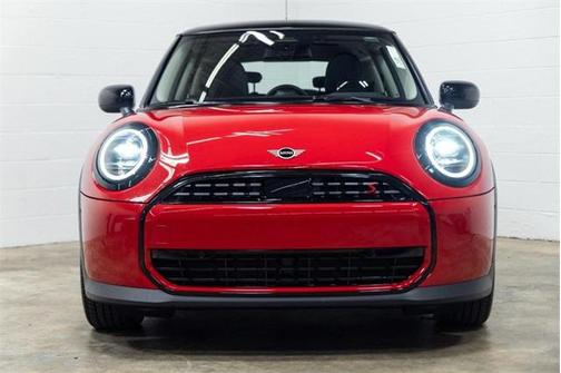 2025 MINI Hardtop Signature Plus