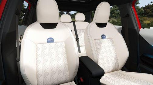 2026 MINI Hardtop Iconic