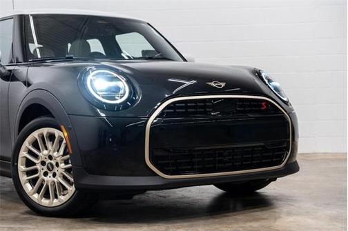 2025 MINI Hardtop Signature Plus