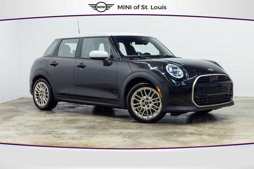 2025 MINI Hardtop Signature Plus