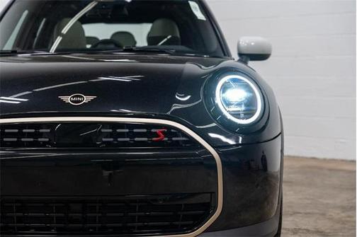 2025 MINI Hardtop Signature Plus