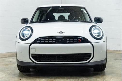 2025 MINI Hardtop Signature Plus