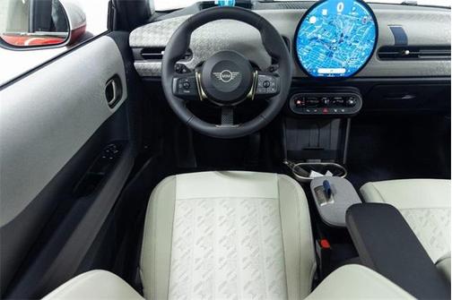 2025 MINI Hardtop Iconic