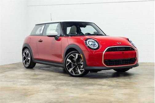 2025 MINI Hardtop Iconic