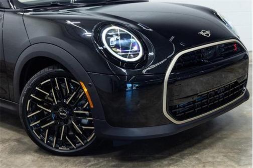 2025 MINI Convertible Signature