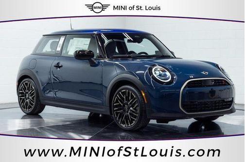 2026 MINI Hardtop Iconic