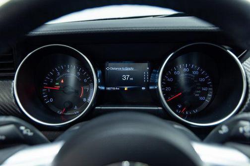 2021 Ford Mustang EcoBoost