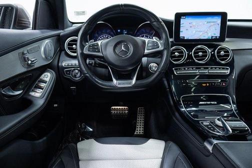 2018 Mercedes-Benz GLC 300 Base