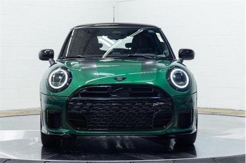 2026 MINI Hardtop Iconic