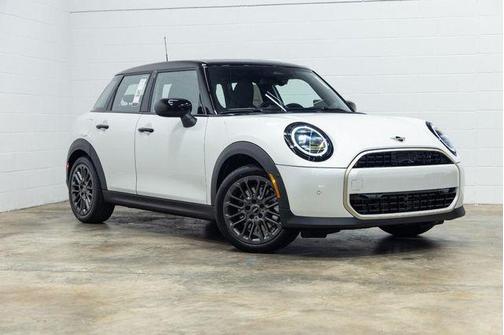 2025 MINI Hardtop Cooper