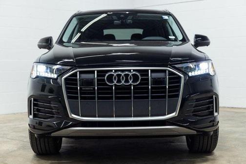 2024 Audi Q7 45 Premium Plus