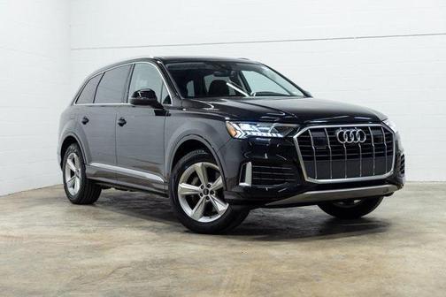 2024 Audi Q7 45 Premium Plus