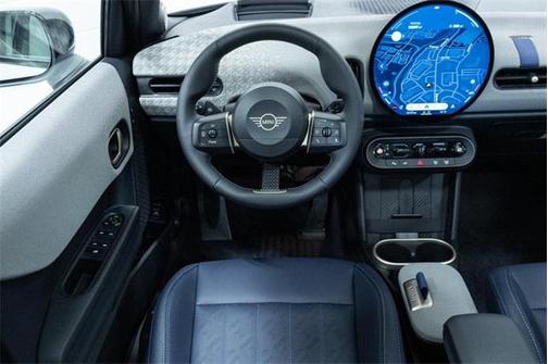 2026 MINI Hardtop Iconic
