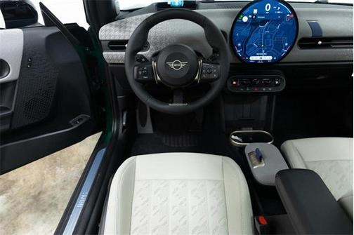 2025 MINI Hardtop Iconic